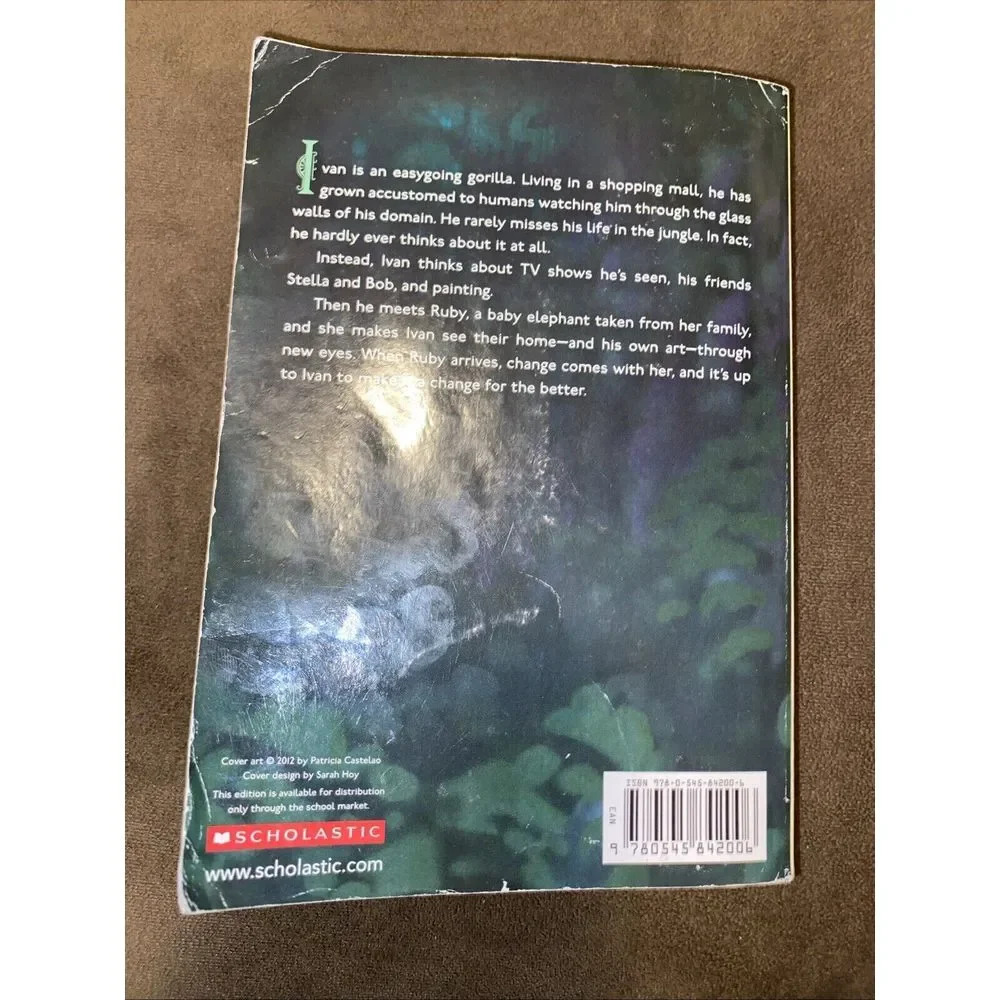 The One and Only Ivan ( First paperback Scholastic Edition 015) - GOOD